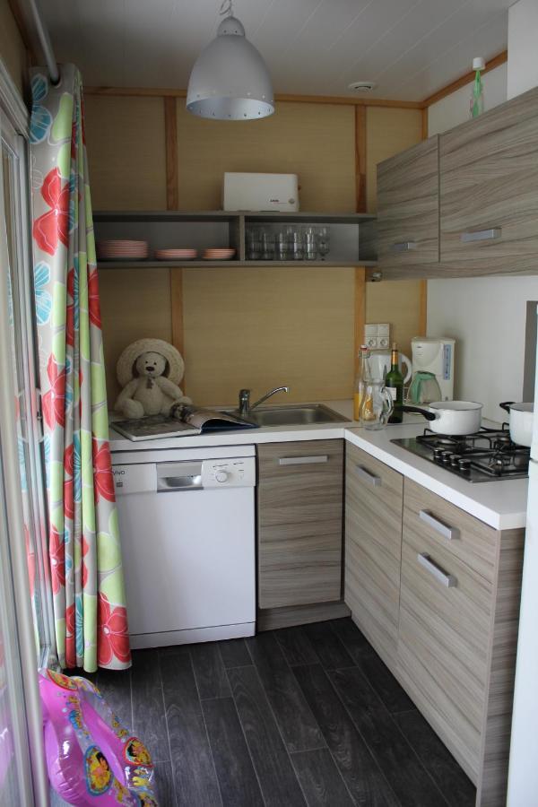 Camping Le Val De Trie Behen Bagian luar foto