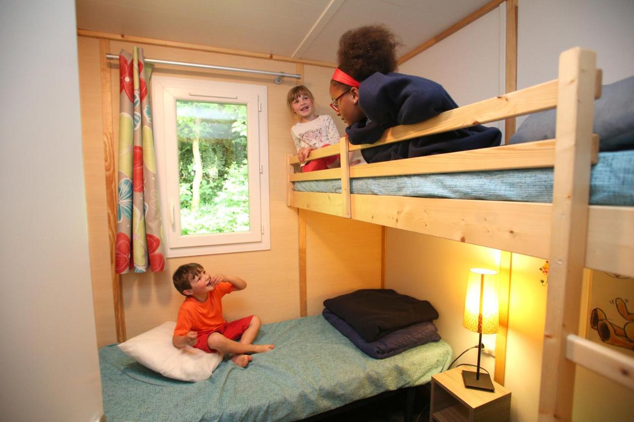Camping Le Val De Trie Behen Bagian luar foto